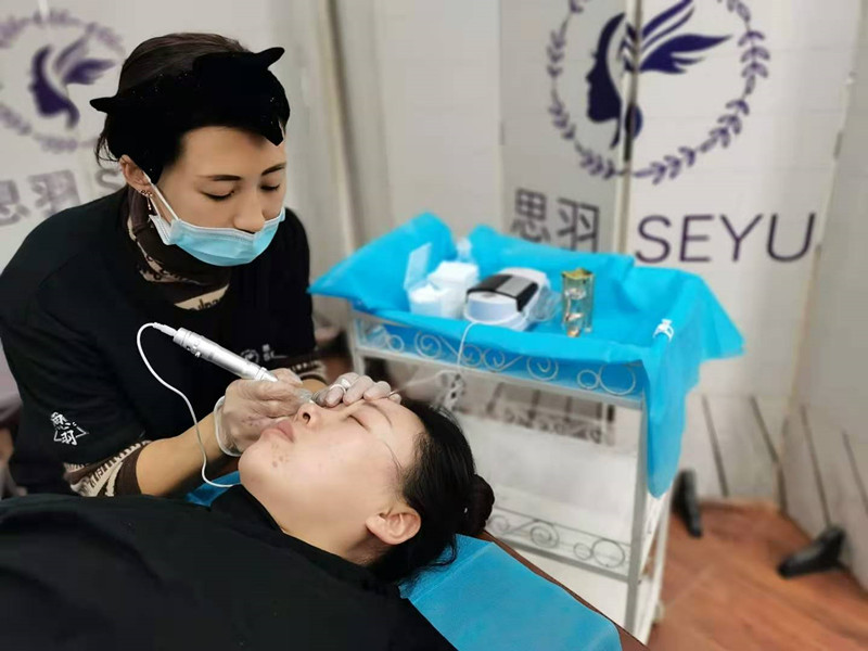哈尔滨纹绣培训,哈尔滨纹绣学校,哈尔滨学纹绣