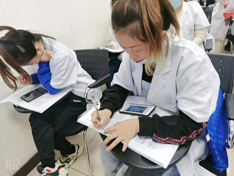 哈尔滨美容班，哈尔滨美容学校，学美容美体