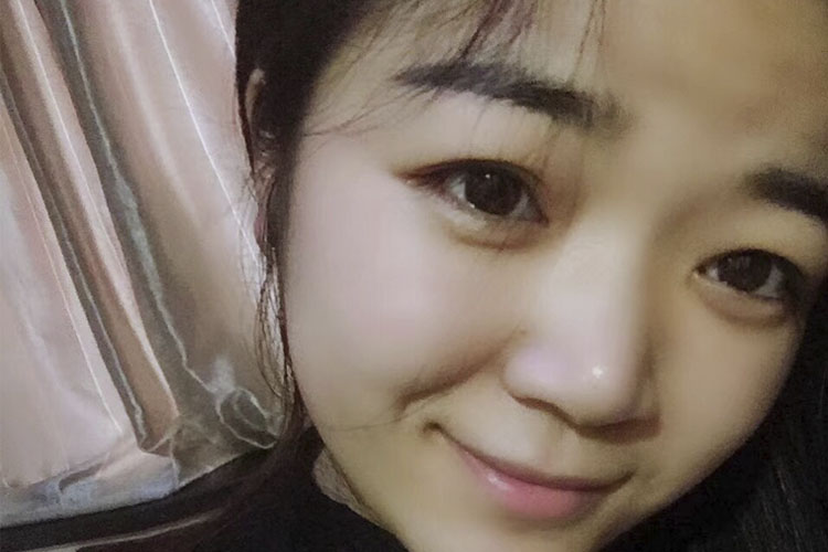 姓名：邵聪聪      应聘职位：美容师.纹绣师