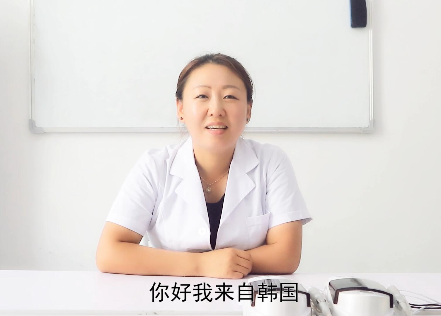 纹绣班韩国学员赵成金毕